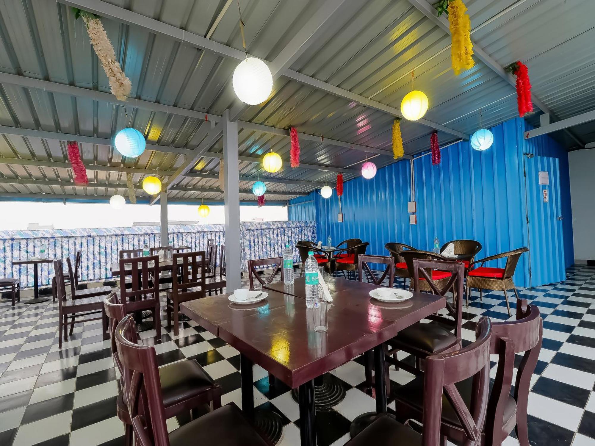 Treebo Rejoice 52 - 3Km From Huda City Metro Station Badshahpur 外观 照片