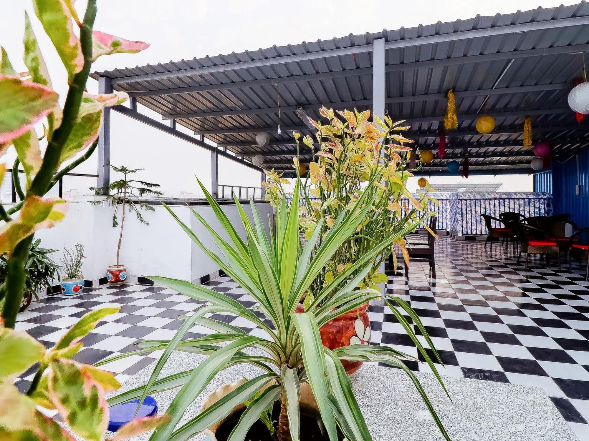 Treebo Rejoice 52 - 3Km From Huda City Metro Station Badshahpur 外观 照片