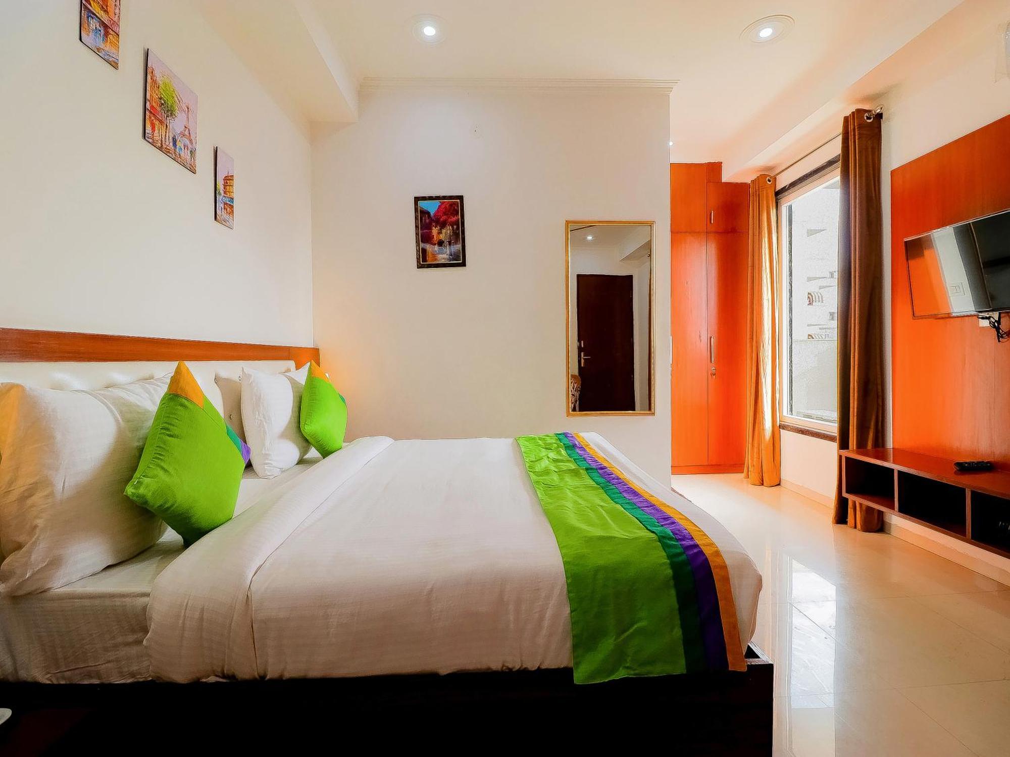 Treebo Rejoice 52 - 3Km From Huda City Metro Station Badshahpur 外观 照片